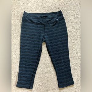Women’s NIKE Drifit athletic capris - blue and black - size Large